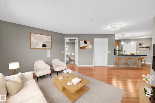 #311 3719 Whitelaw Ln Nw, Edmonton, AB - Indoor Photo Showing Living Room
