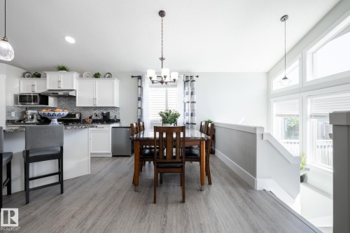 8919 176 Avenue Nw, Edmonton, AB - Indoor