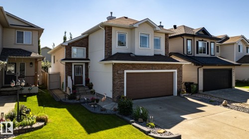 8919 176 Avenue Nw, Edmonton, AB - Outdoor With Facade