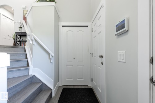 8919 176 Avenue Nw, Edmonton, AB - Indoor Photo Showing Other Room