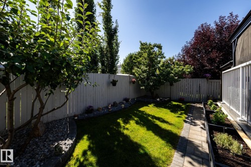 8919 176 Avenue Nw, Edmonton, AB - Outdoor