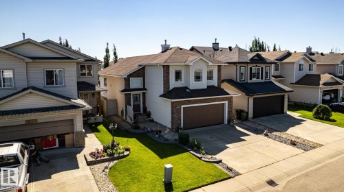 8919 176 Avenue Nw, Edmonton, AB - Outdoor With Facade