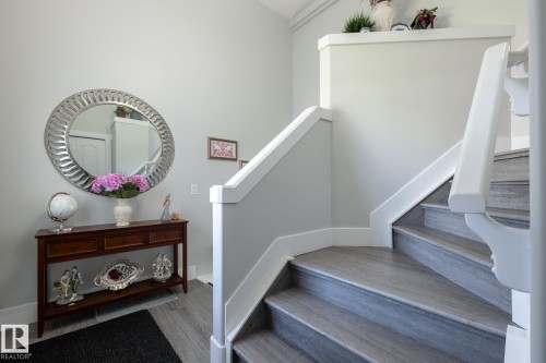 8919 176 Avenue Nw, Edmonton, AB - Indoor Photo Showing Other Room