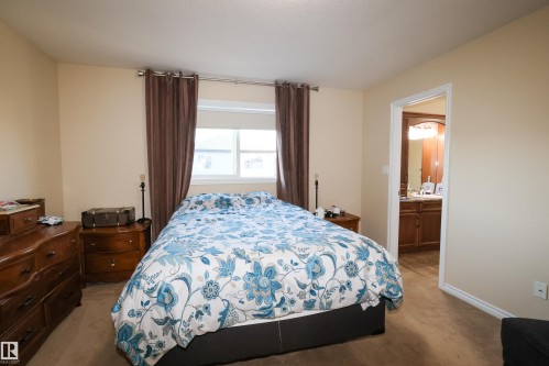 9606 82 Avenue, Morinville, AB 