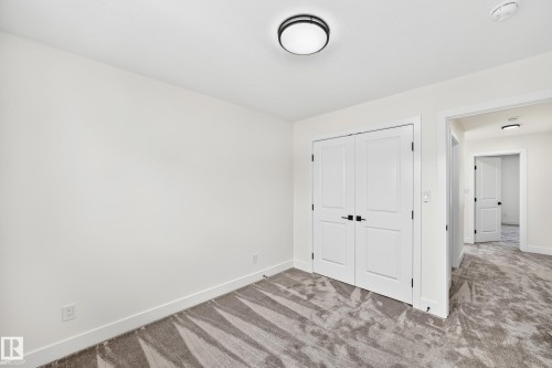 12411 86 Street Nw, Edmonton, AB - Indoor Photo Showing Other Room