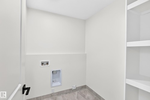 12411 86 Street Nw, Edmonton, AB - Indoor Photo Showing Other Room