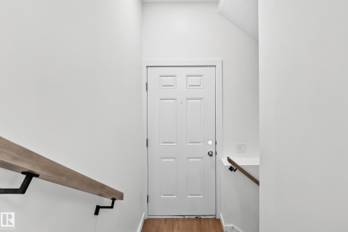 12411 86 Street Nw, Edmonton, AB - Indoor Photo Showing Other Room