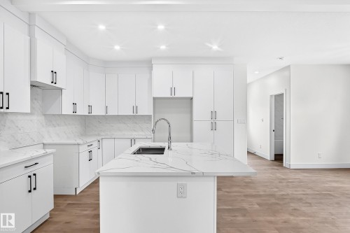 12411 86 Street Nw, Edmonton, AB - Indoor Photo Showing Kitchen With Double Sink With Upgraded Kitchen