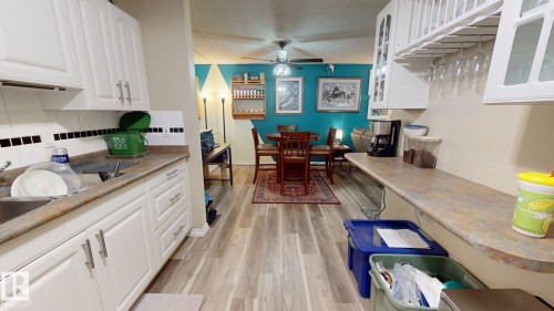 1102 Saddleback Road Nw, Edmonton, AB - Indoor Photo Showing Kitchen