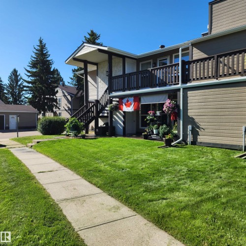 1102 Saddleback Road Nw, Edmonton, AB - Outdoor