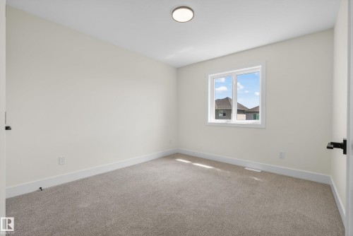 117 Caledon Crescent, Spruce Grove, AB - Indoor Photo Showing Other Room