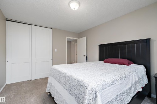 3912 134 Avenue Nw, Edmonton, AB 