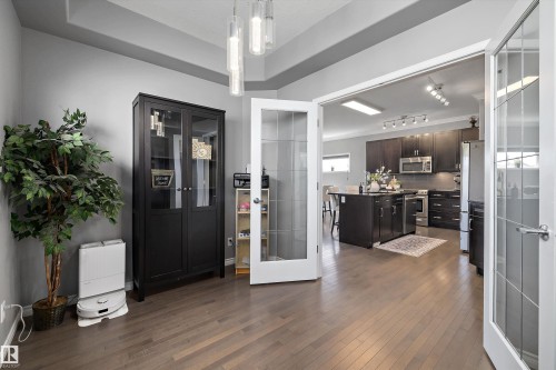 3332 Cutler Crescent Sw, Edmonton, AB - Indoor