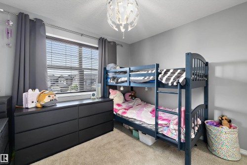 3332 Cutler Crescent Sw, Edmonton, AB - Indoor Photo Showing Bedroom