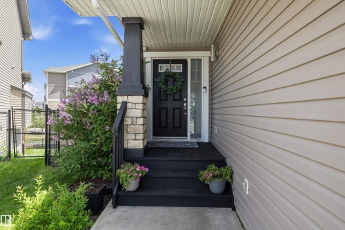3332 Cutler Crescent Sw, Edmonton, AB - Outdoor