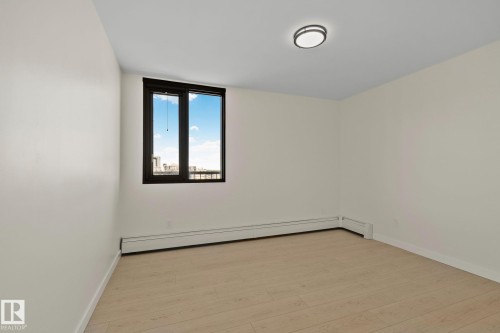 #1408 10125 109 St Nw, Edmonton, AB - Indoor Photo Showing Other Room