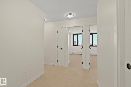 #1408 10125 109 St Nw, Edmonton, AB - Indoor Photo Showing Other Room