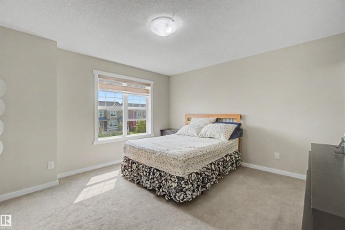 2234 Glenridding Boulevard Sw, Edmonton, AB - Indoor Photo Showing Bedroom