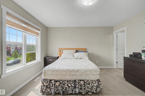 2234 Glenridding Boulevard Sw, Edmonton, AB - Indoor Photo Showing Bedroom