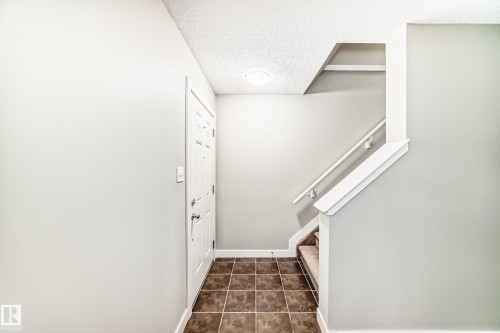 #47 12004 22 Av Sw, Edmonton, AB - Indoor Photo Showing Other Room