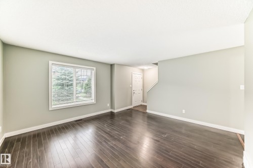 #47 12004 22 Av Sw, Edmonton, AB - Indoor Photo Showing Other Room