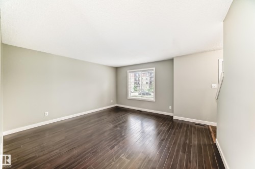 #47 12004 22 Av Sw, Edmonton, AB - Indoor Photo Showing Other Room