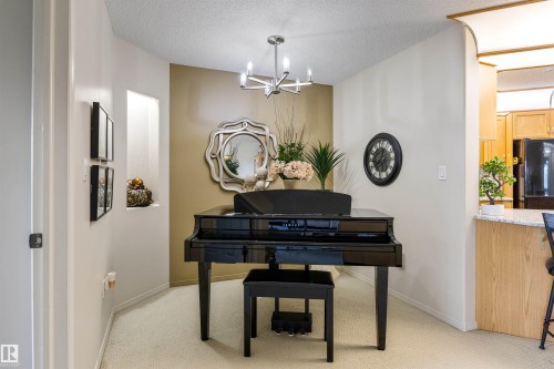 #233 279 Suder Greens Dr Nw, Edmonton, AB - Indoor Photo Showing Other Room
