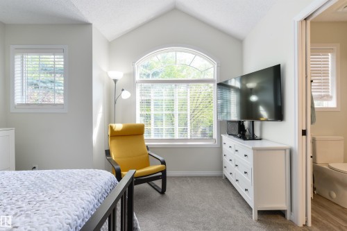 4790 Terwillegar Common Nw, Edmonton, AB - Indoor Photo Showing Bedroom