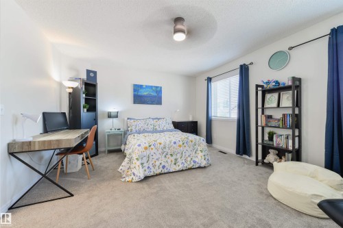 4790 Terwillegar Common Nw, Edmonton, AB - Indoor Photo Showing Bedroom