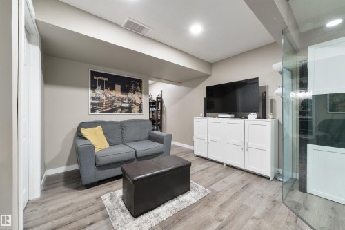 4790 Terwillegar Common Nw, Edmonton, AB - Indoor Photo Showing Living Room
