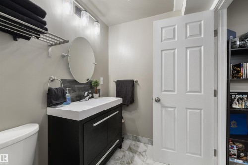 4790 Terwillegar Common Nw, Edmonton, AB - Indoor Photo Showing Bathroom