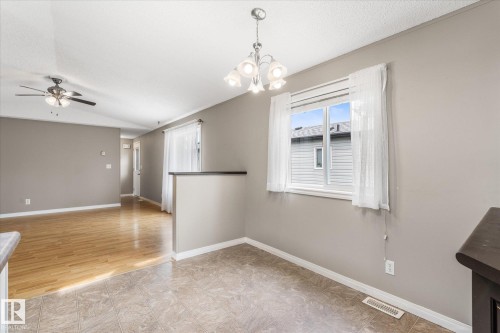 856 53222 Range Road 272, Rural Parkland County, AB - Indoor Photo Showing Other Room