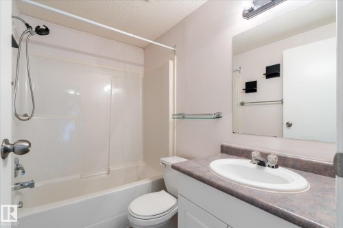856 53222 Range Road 272, Rural Parkland County, AB - Indoor Photo Showing Bathroom