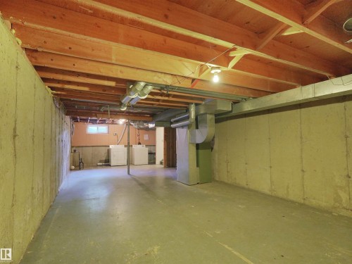 #50 1904 48 St Nw, Edmonton, AB - Indoor Photo Showing Basement