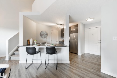#409 10153 117 St Nw, Edmonton, AB - Indoor