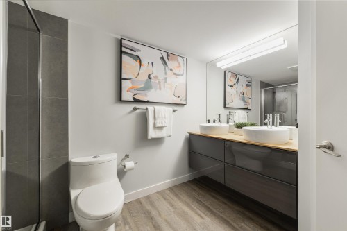 #409 10153 117 St Nw, Edmonton, AB - Indoor Photo Showing Bathroom
