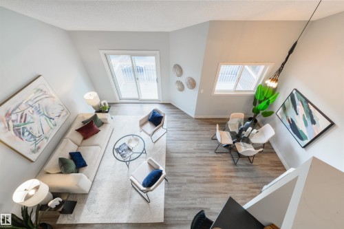 #409 10153 117 St Nw, Edmonton, AB - Indoor Photo Showing Other Room