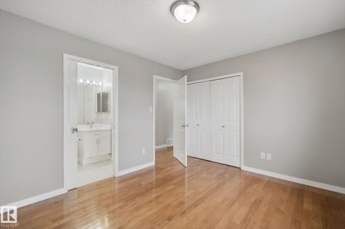 3104 32 Avenue Nw, Edmonton, AB - Indoor Photo Showing Other Room