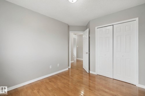 3104 32 Avenue Nw, Edmonton, AB - Indoor Photo Showing Other Room