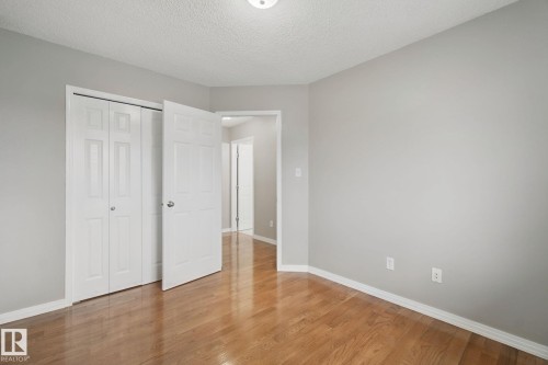 3104 32 Avenue Nw, Edmonton, AB - Indoor Photo Showing Other Room
