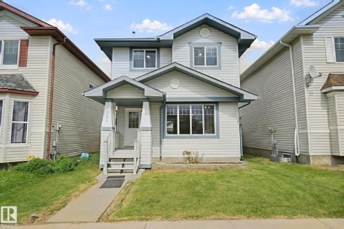 3104 32 Avenue Nw, Edmonton, AB - Outdoor With Facade