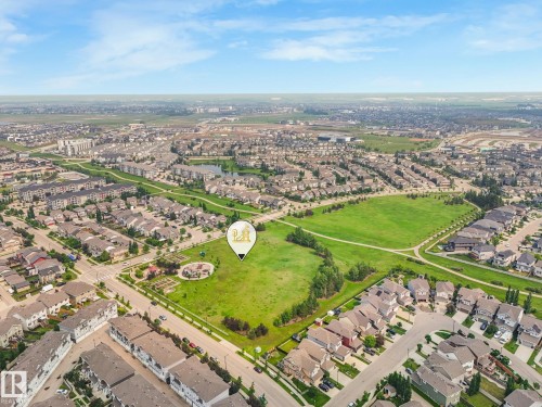 Residential area with green spaces and established infrastructure - #21 1140 Chappelle Bv Sw, Edmonton, AB - Outdoor With View