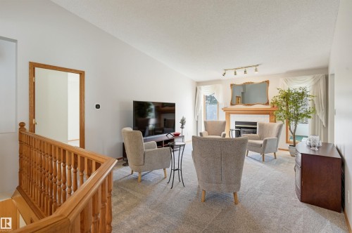 619 Revell Wynd Nw, Edmonton, AB - Indoor With Fireplace