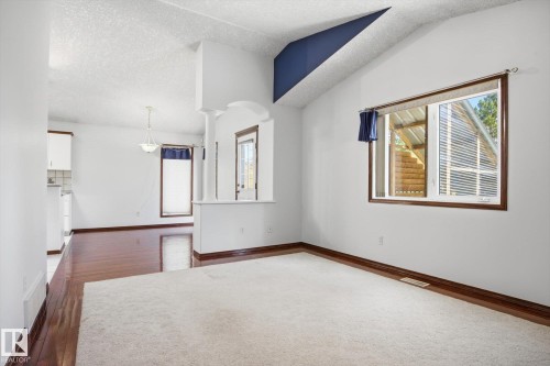 11413 118 Street Nw, Edmonton, AB - Indoor Photo Showing Other Room