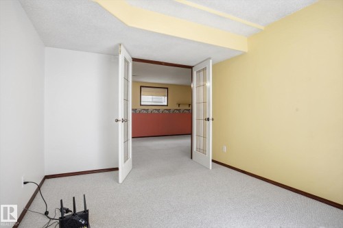 11413 118 Street Nw, Edmonton, AB - Indoor Photo Showing Other Room