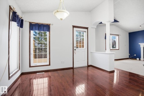 11413 118 Street Nw, Edmonton, AB - Indoor Photo Showing Other Room