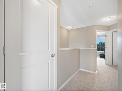 #55 603 Watt Bv Sw, Edmonton, AB - Indoor Photo Showing Other Room