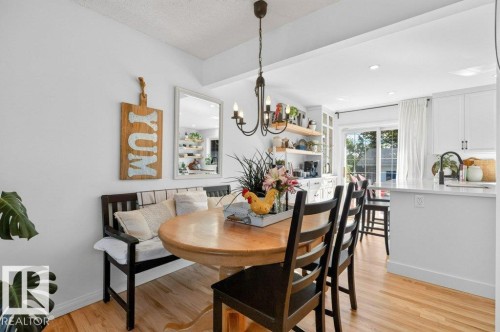 9047 52 Street Nw, Edmonton, AB - Indoor Photo Showing Dining Room