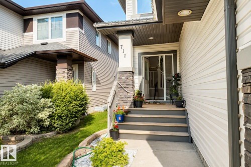 711 57 St Sw, Edmonton, AB - Outdoor