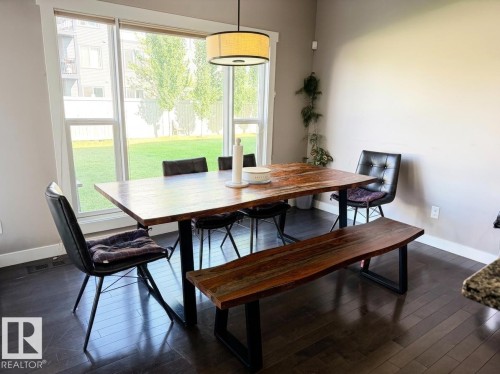 711 57 St Sw, Edmonton, AB - Indoor Photo Showing Dining Room